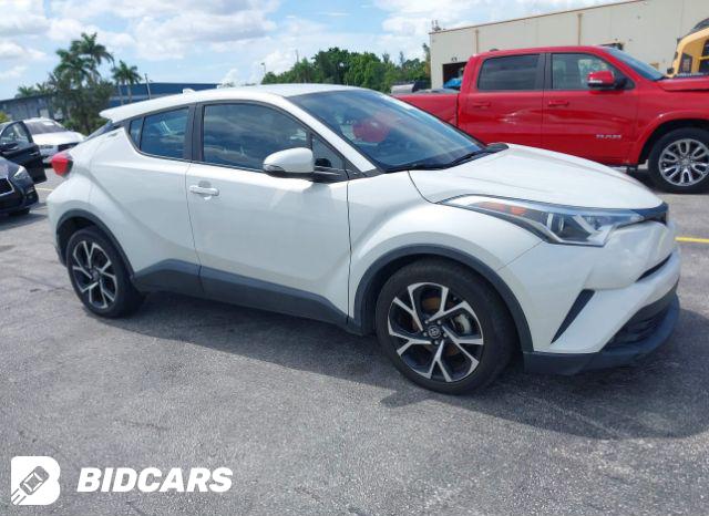 Toyota C-HR 2018, VIN NMTKHMBX9JR017766, 10/10