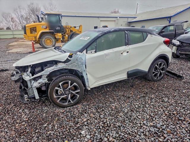 Toyota C-HR 2019, VIN NMTKHMBXXKR081090, 13/19
