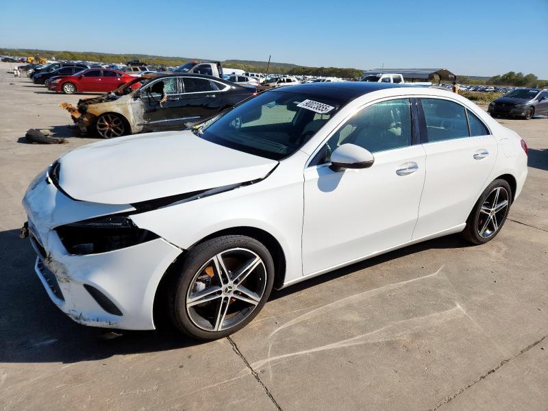 Mercedes-Benz A-Class 2021, VIN W1K3G4FB5MJ285518, 1/5