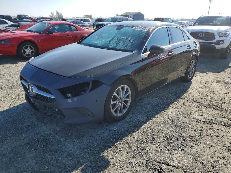 Mercedes-Benz A-Class 2021, VIN W1K3G4FB5MJ285518, 4/5