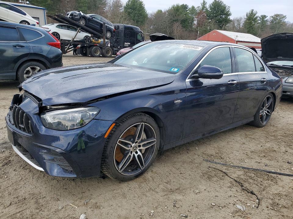 Mercedes-Benz E-Class 2024, VIN W1KLF4HB0RA073696, 4/5