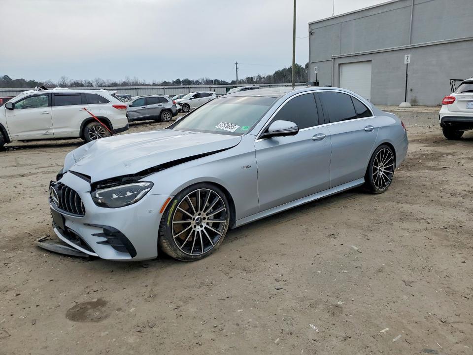 Mercedes-Benz E-Class 2021, VIN W1KZF8DB0MA967701, 4/5