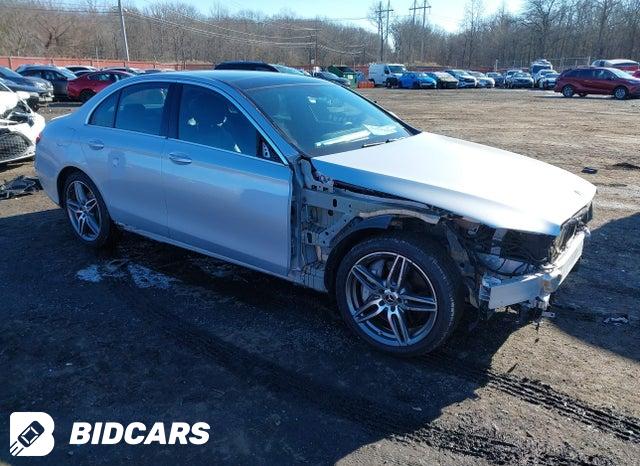 Mercedes-Benz E 350 2021, VIN W1KZF8DB1MA945531, 2/5