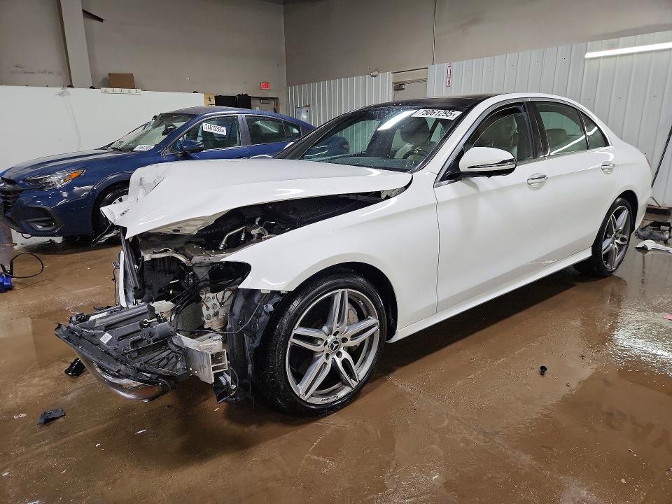 Mercedes-Benz E-Class 2020, VIN W1KZF8DB2LA827311, 4/5