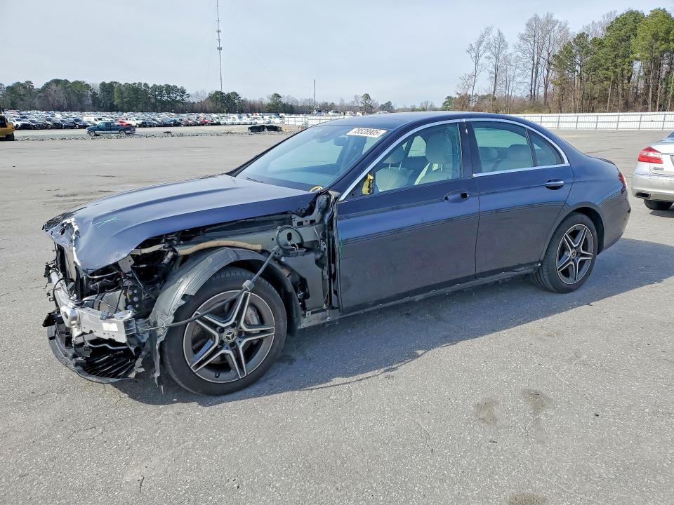 Mercedes-Benz E-Class 2022, VIN W1KZF8DB3NB076944, 4/5
