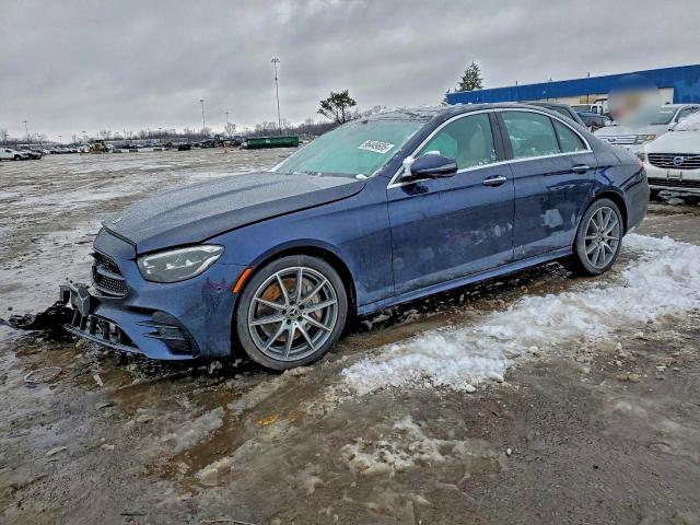 Mercedes-Benz E-Class 2022, VIN W1KZF8DBXNB091537, 3/11