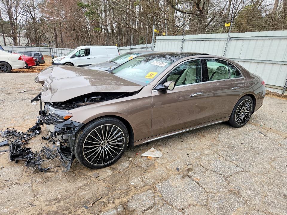 Mercedes-Benz E-Class 2023, VIN W1KZF8EB0PB111604, 2/5