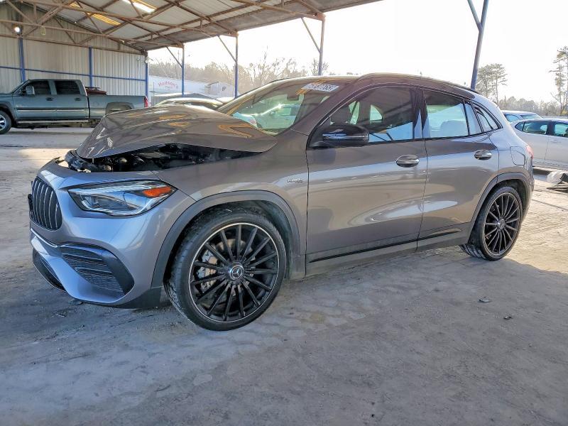 Mercedes-Benz GLA-Class 2022, VIN W1N4N4HB0NJ379673, 2/5
