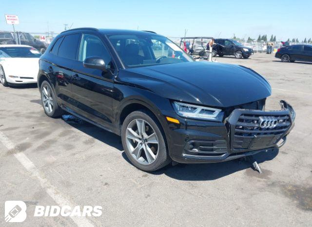 Audi Q5 2021, VIN WA1BAAFY1M2105434, 1/5