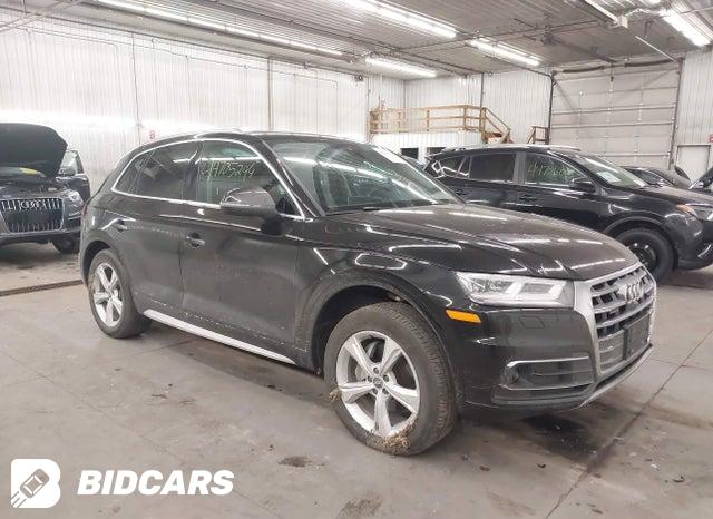 Audi Q5 2021, VIN WA1BAAFY8M2057947, 1/5