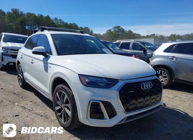 Audi Q5 2021, VIN WA1BAAFY8M2057947, 2/5
