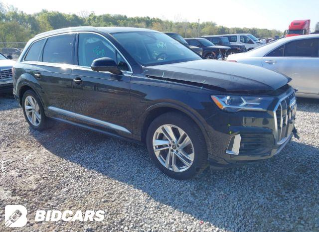 Audi Q7 2023, VIN WA1LCBF78PD031045, 3/5