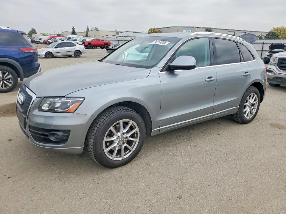 Audi Q5 2010, VIN WA1LKAFP4AA086940, 12/21