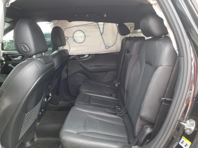 Audi Q7 2018, VIN WA1VAAF70JD052309, 5/20