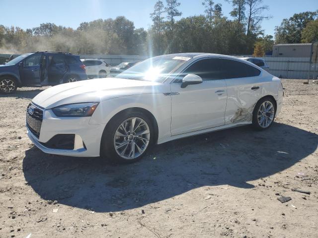 Audi A5 2021, VIN WAUFACF50MA022153, 3/9