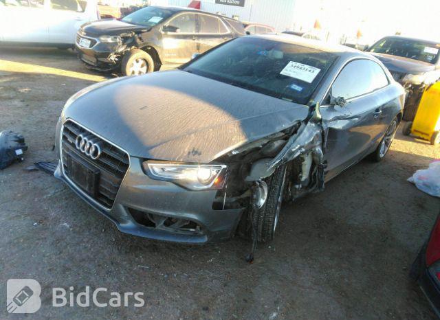 Audi A5 2013, VIN WAULFAFR4DA068483, 2/5
