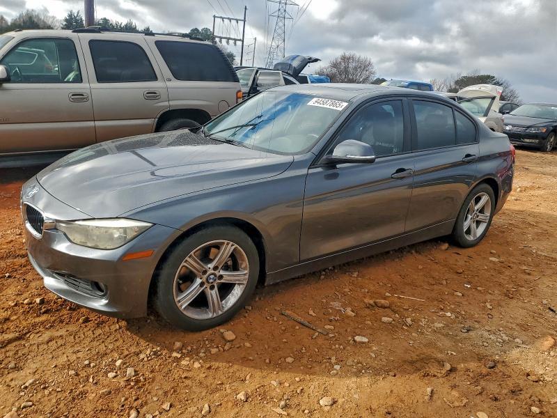 BMW 3 Series 2014, VIN WBA3B9G51ENR91777, 4/5