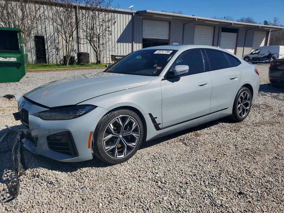BMW 4 Series 2021, VIN WBA53AP06MCG93461, 3/5