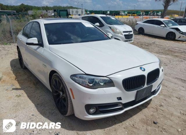 BMW 5 Series 2016, VIN WBA5A5C50GD528676, 2/5