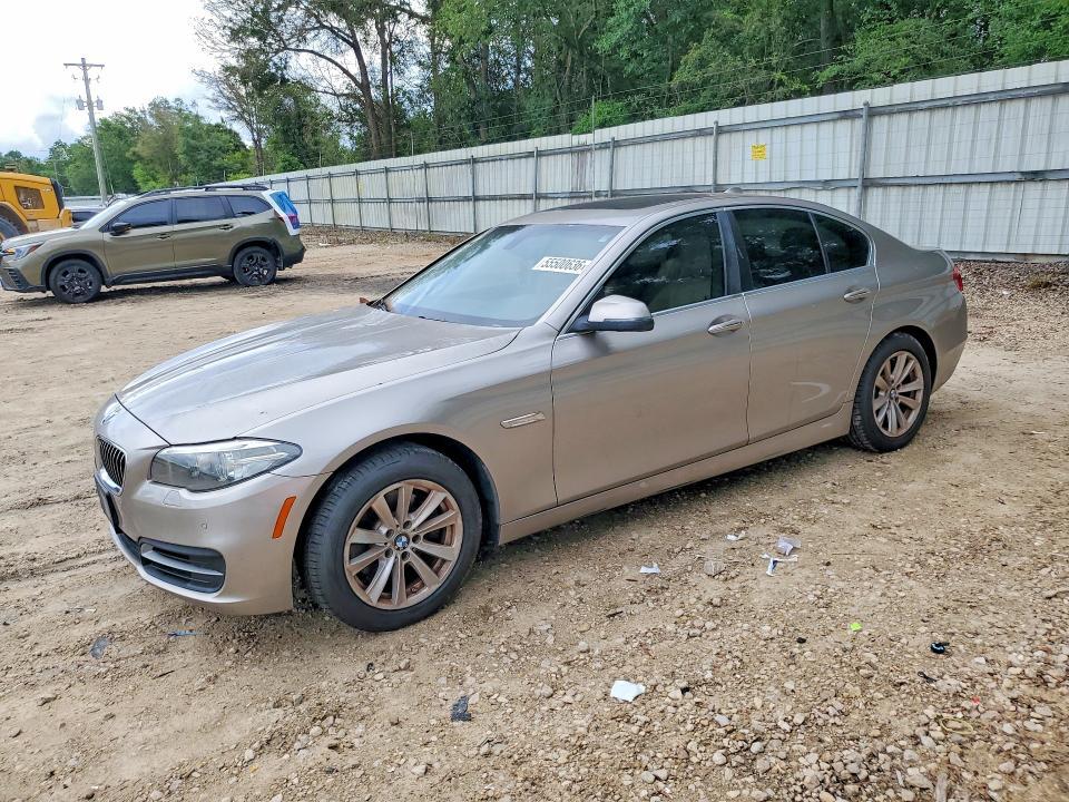 BMW 5 Series 2015, VIN WBA5B1C54FD921634, 8/11