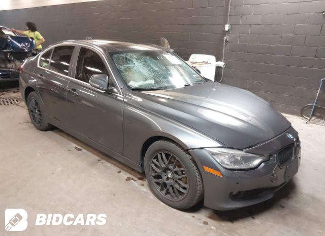 BMW 3 Series 2016, VIN WBA8E9C55GK648977, 2/5