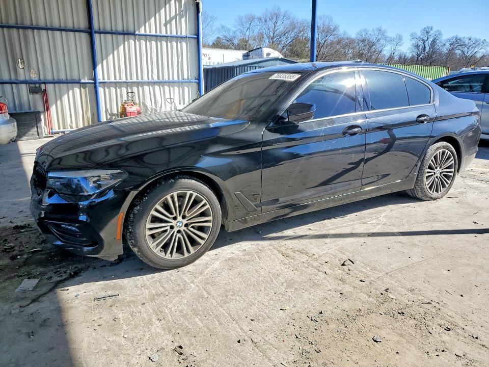 BMW 5 Series 2019, VIN WBAJA7C53KWW25216, 2/5
