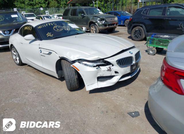 BMW Z4 2015, VIN WBALM7C52FJ799104, 4/5