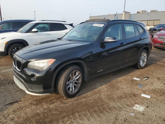 BMW X1 2015, VIN WBAVL1C52FVY30966, 2/5