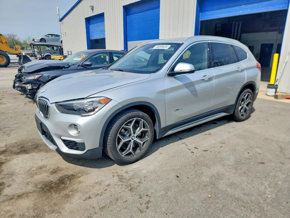 BMW X1 2015, VIN WBAVM5C59FVV93767, 1/5