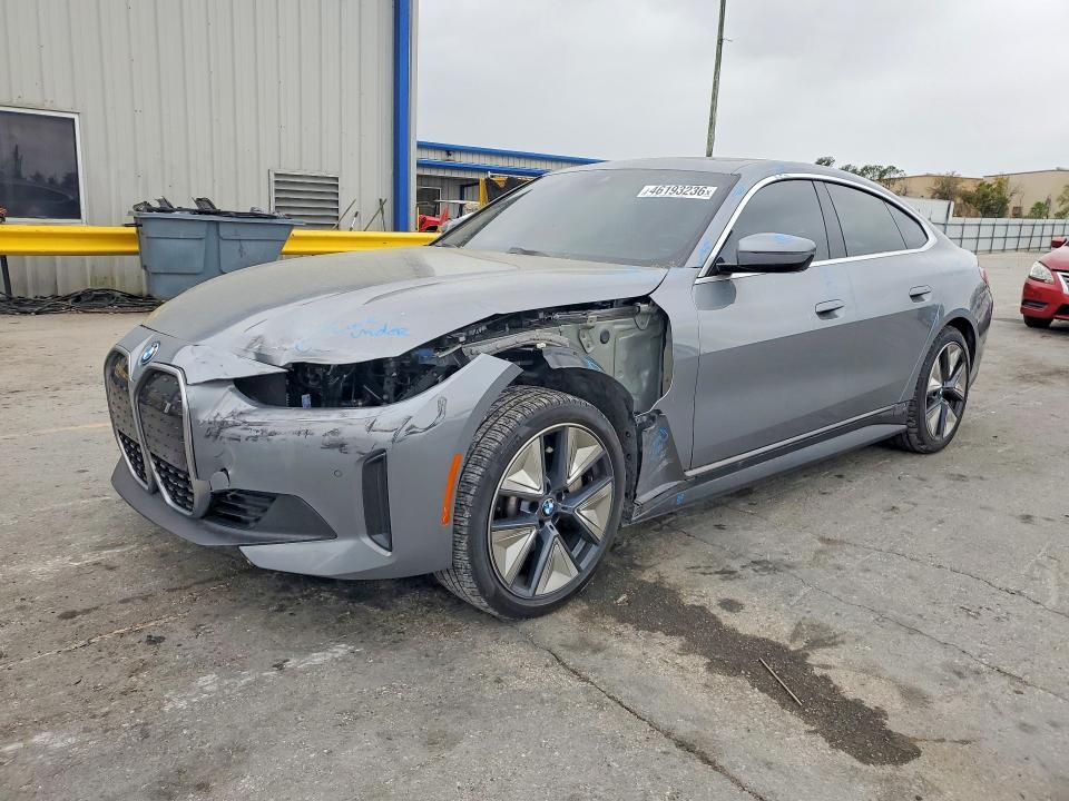 BMW I4 2022, VIN WBY73AW02NFM89328, 2/5