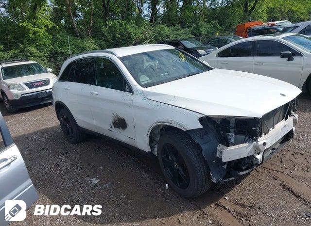 Mercedes-Benz GLC 300 2019, VIN WDC0G4JB0KV117659, 2/5