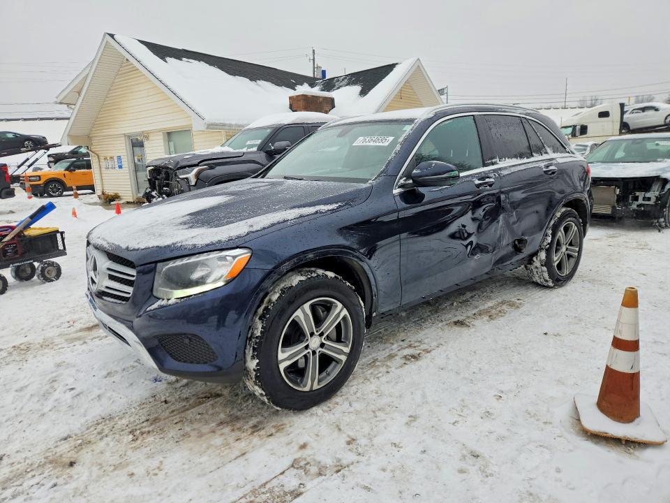 Mercedes-Benz GLC-Class 2017, VIN WDC0J4KB4HF224362, 1/5