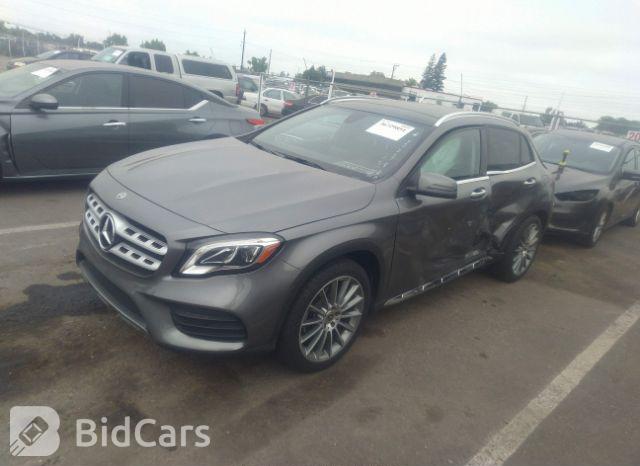 Mercedes-Benz GLA-Class 2020, VIN WDCTG4GB4LJ663295, 2/5