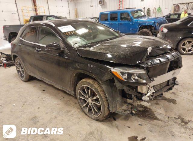 Mercedes-Benz GLA 250 2016, VIN WDCTG4GB6GJ246329, 1/10