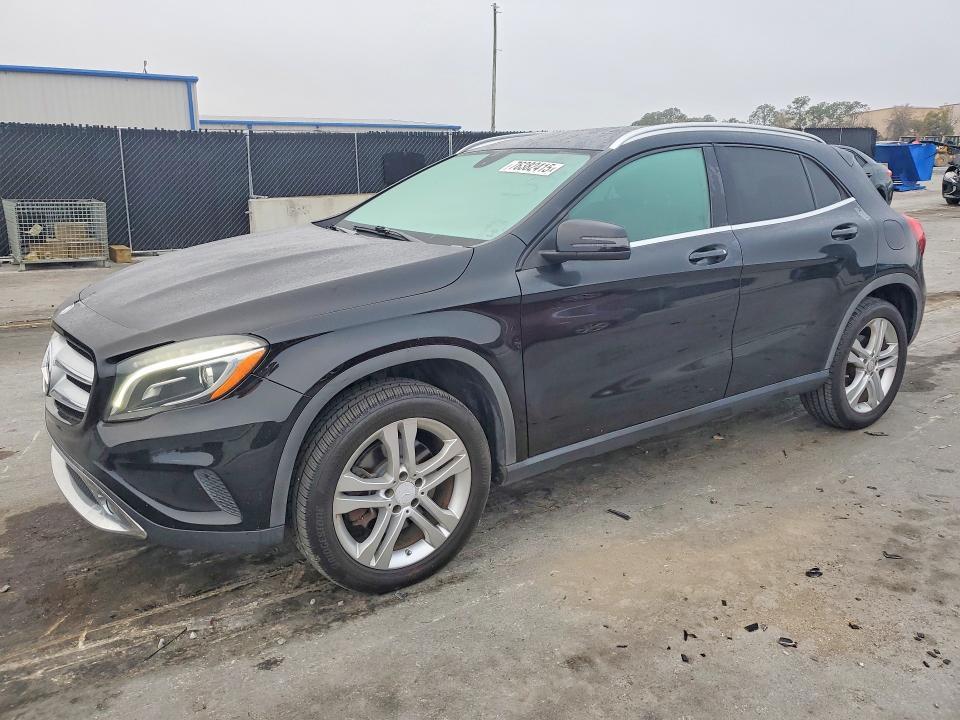 Mercedes-Benz GLA-Class 2016, VIN WDCTG4GB8GJ241942, 2/9