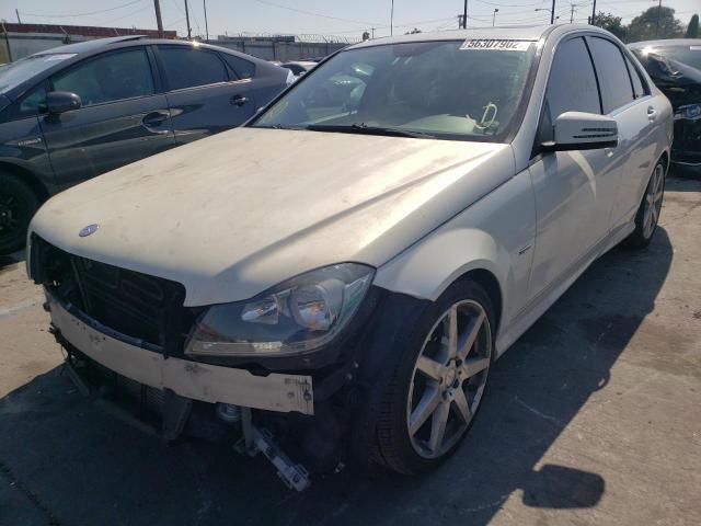 Mercedes-Benz C-Class 2012, VIN WDDGF4HB1CA728456, 2/5