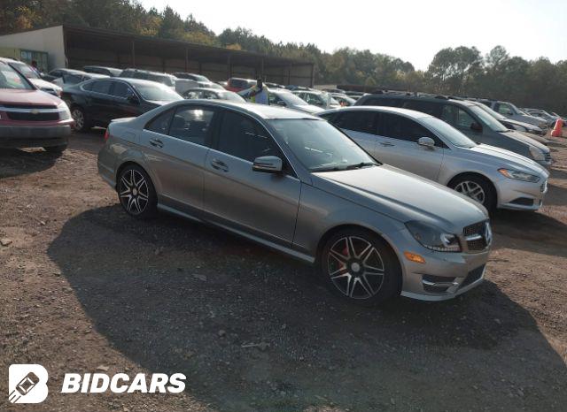 Mercedes-Benz C 250 2014, VIN WDDGF4HB2EA956338, 4/5