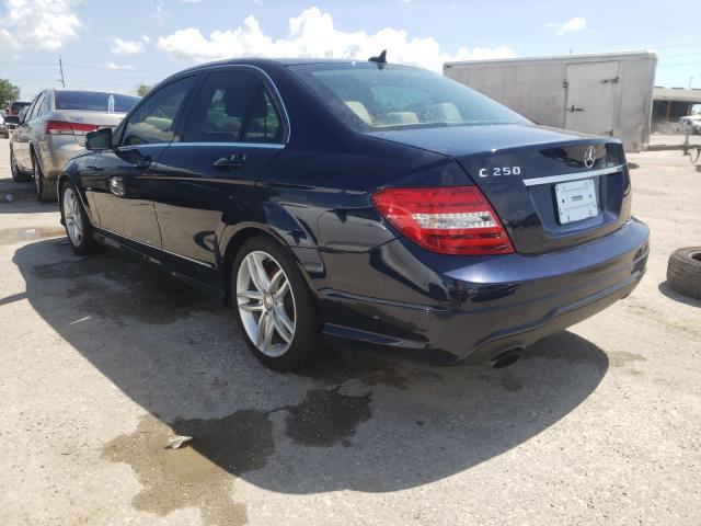 Mercedes-Benz C-Class 2012, VIN WDDGF4HB3CR238148, 3/5