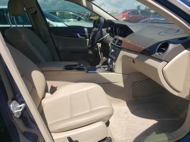 Mercedes-Benz C-Class 2012, VIN WDDGF4HB3CR238148, 5/5