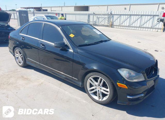 Mercedes-Benz C 250 2014, VIN WDDGF4HB8EA958708, 1/5