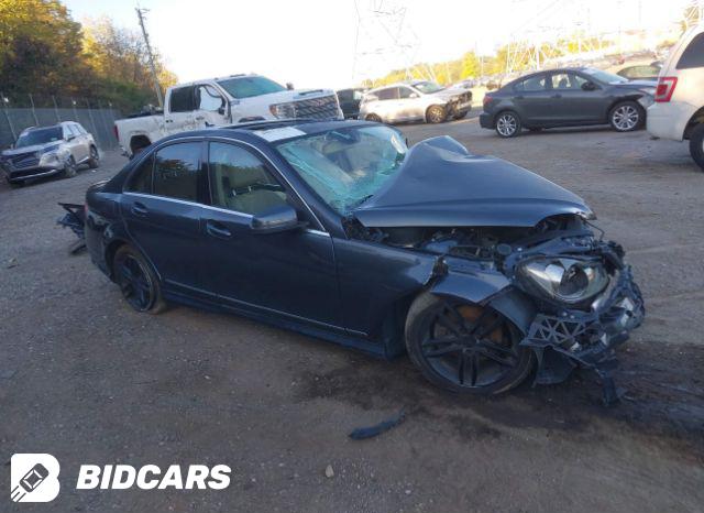 Mercedes-Benz C 250 2014, VIN WDDGF4HB8EA958708, 4/5