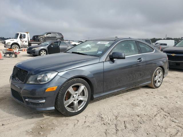 Mercedes-Benz C-Class 2014, VIN WDDGF4HB8ER301814, 4/5