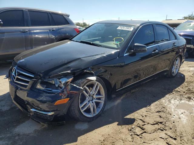 Mercedes-Benz C-Class 2014, VIN WDDGF4HBXEG213181, 1/5