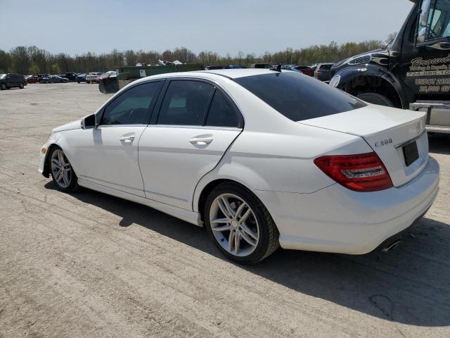 Mercedes-Benz C-Class 2013, VIN WDDGF8AB0DR276679, 2/5