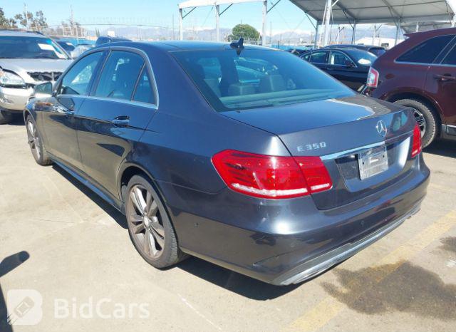 Mercedes-Benz E-Class 2014, VIN WDDHF5KB2EA812095, 3/5