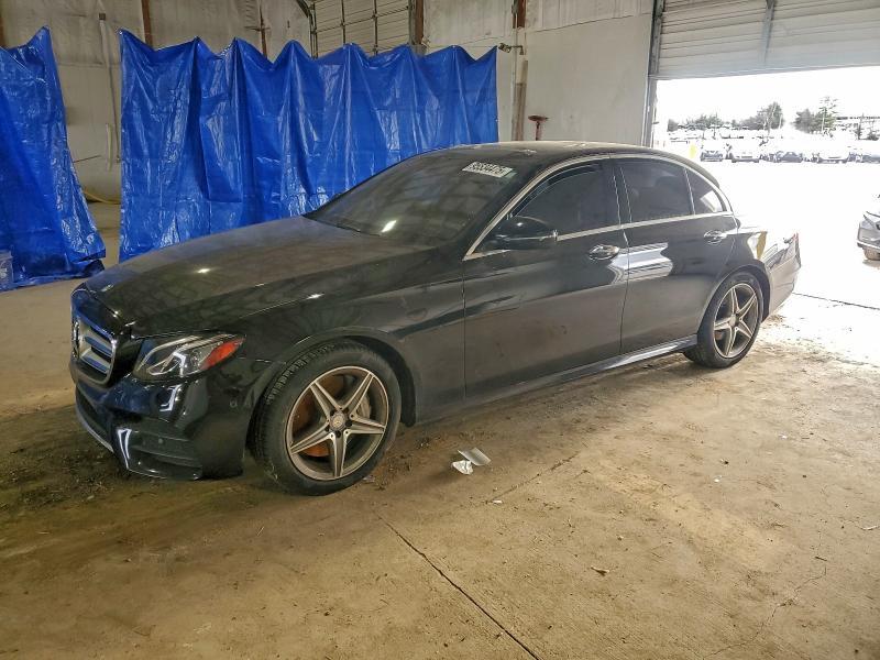 Mercedes-Benz E-Class 2016, VIN WDDHF5KB4GB254585, 2/5