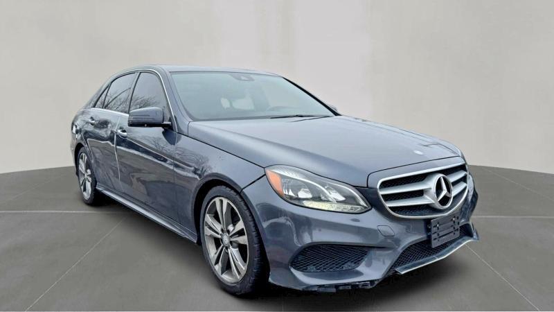 Mercedes-Benz E-Class 2016, VIN WDDHF5KB7GB282218, 3/5