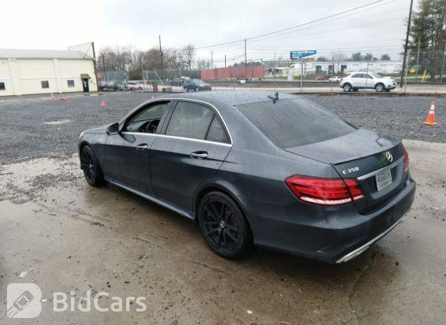 Mercedes-Benz E-Class 2014, VIN WDDHF5KB8EA909785, 3/5