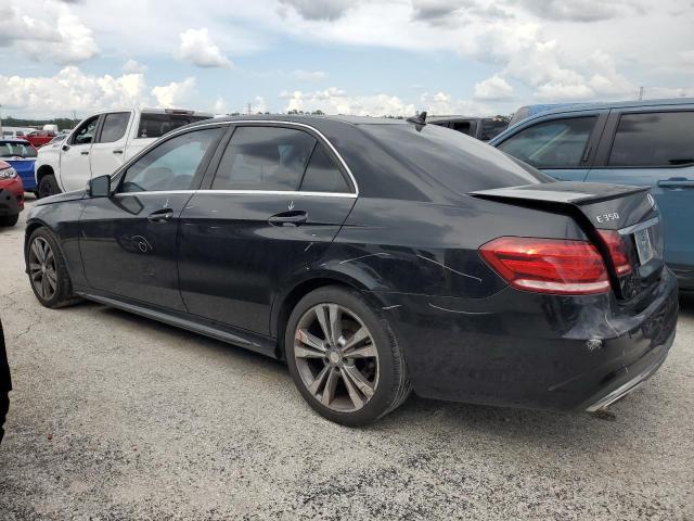 Mercedes-Benz E-Class 2015, VIN WDDHF5KB8FB121410, 13/20