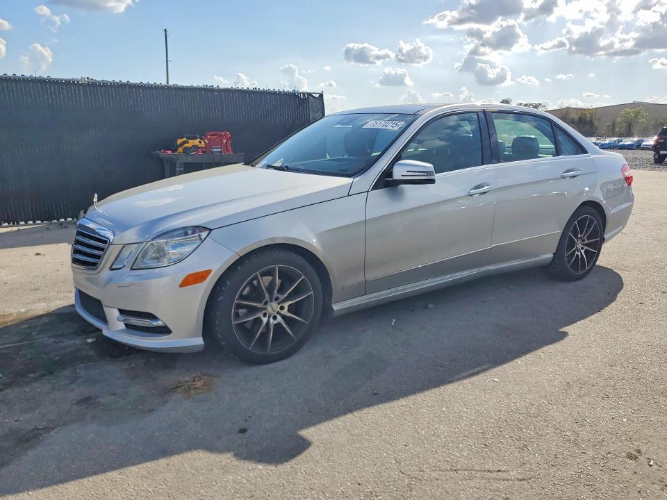Mercedes-Benz E-Class 2013, VIN WDDHF8JB4DA667160, 11/20